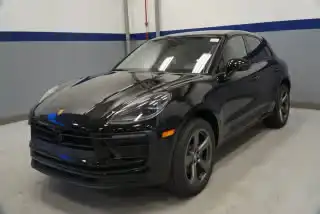 2026 Porsche Macan T's photo