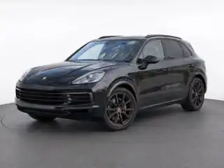2022 Porsche Cayenne S's photo