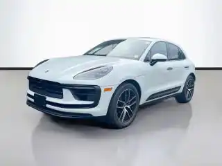 2023 Porsche Macan S's photo