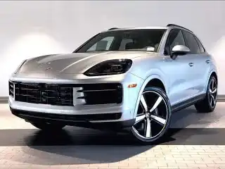 2026 Porsche Cayenne Base's photo