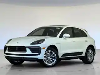 2026 Porsche Macan T's photo