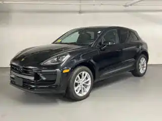 2025 Porsche Macan T's photo