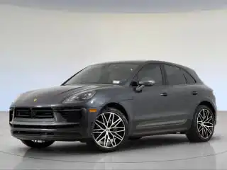 2023 Porsche Macan T's photo