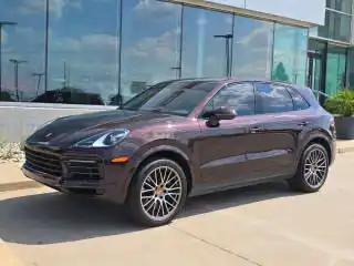2023 Porsche Cayenne Platinum Edition's photo