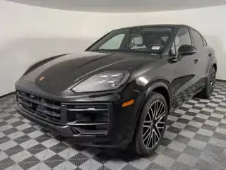2025 Porsche Cayenne Base's photo