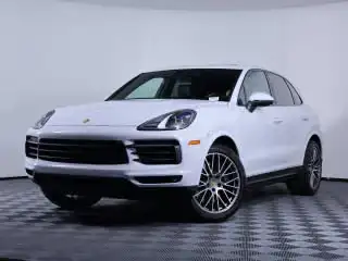 2023 Porsche Cayenne Platinum Edition's photo