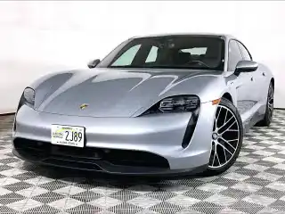 2023 Porsche Taycan Base's photo