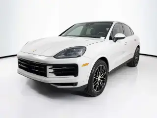 2025 Porsche Cayenne Base photo 5