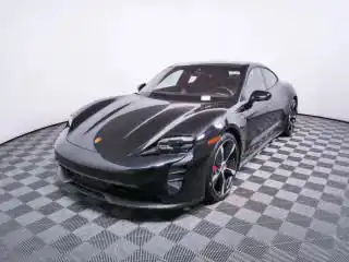 2023 Porsche Taycan 4S's photo