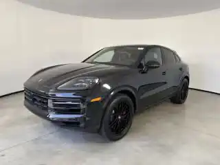 2026 Porsche Cayenne S's photo