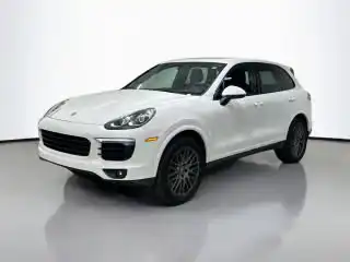 2018 Porsche Cayenne Platinum Edition's photo
