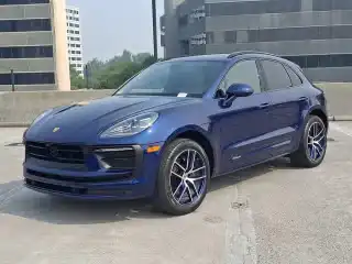 2024 Porsche Macan T's photo