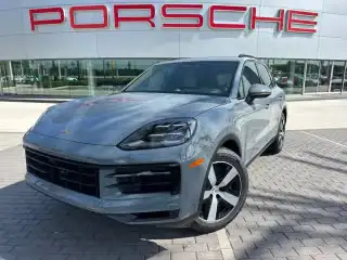 2026 Porsche Cayenne E-Hybrid's photo