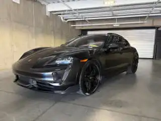 2023 Porsche Taycan Cross Turismo Turbo S's photo