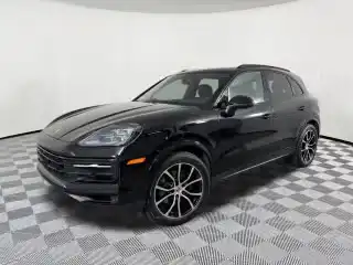 2024 Porsche Cayenne Base's photo