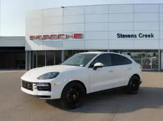 2026 Porsche Cayenne Base's photo