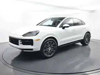 2024 Porsche Cayenne Base photo 1