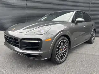 2021 Porsche Cayenne GTS's photo