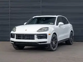 2026 Porsche Cayenne Base photo 1