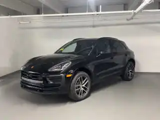 2026 Porsche Macan T's photo