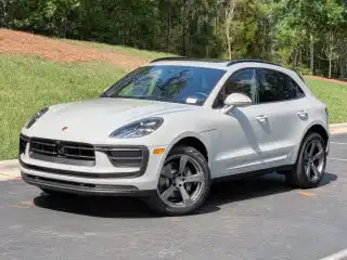 2026 Porsche Macan T's photo