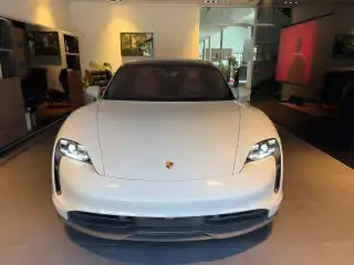 2023 Porsche Taycan Base photo 1