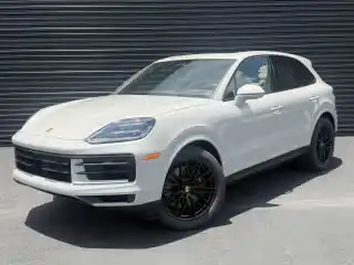 2026 Porsche Cayenne Base's photo