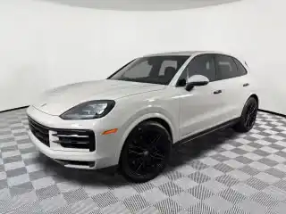 2026 Porsche Cayenne Base's photo