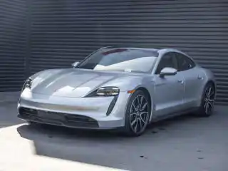2023 Porsche Taycan Base's photo