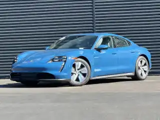 2023 Porsche Taycan Base's photo