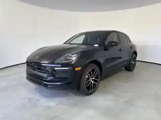 2026 Porsche Macan T's photo