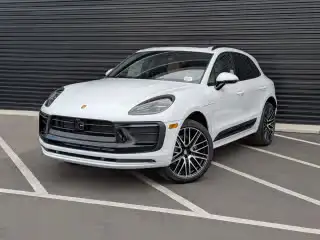 2026 Porsche Macan T's photo