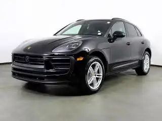 2026 Porsche Macan T's photo
