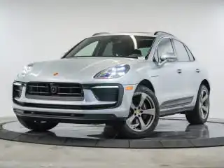 2023 Porsche Macan T's photo
