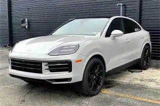 2026 Porsche Cayenne Base's photo