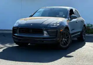 2025 Porsche Macan T's photo