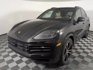 2026 Porsche Cayenne Base's photo