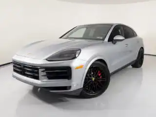 2026 Porsche Cayenne S's photo