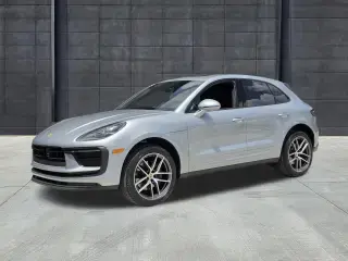 2023 Porsche Macan Base photo 5