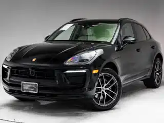 2026 Porsche Macan T's photo