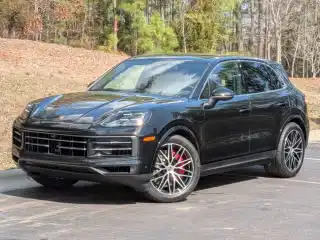 2026 Porsche Cayenne S's photo