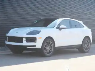 2026 Porsche Cayenne Base's photo
