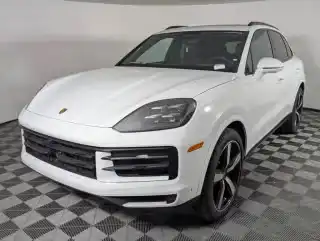 2026 Porsche Cayenne Base's photo
