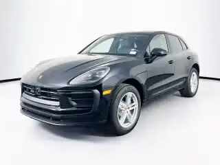 2026 Porsche Macan Base's photo