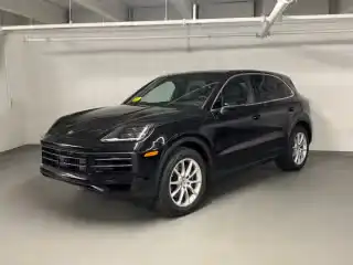 2026 Porsche Cayenne Base's photo