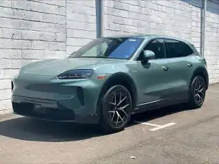 2026 Porsche Cayenne Cayenne Electric's photo