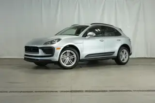 2025 Porsche Macan Base photo 5