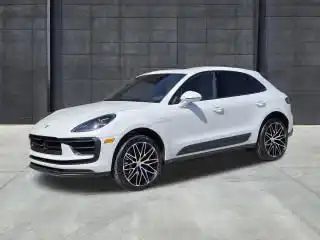 2026 Porsche Macan Base's photo