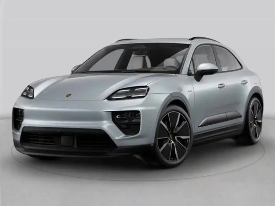 2026 Porsche Macan Macan 4 Electric's photo
