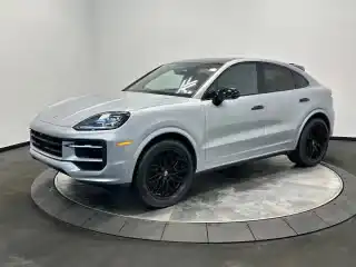 2026 Porsche Cayenne Base's photo